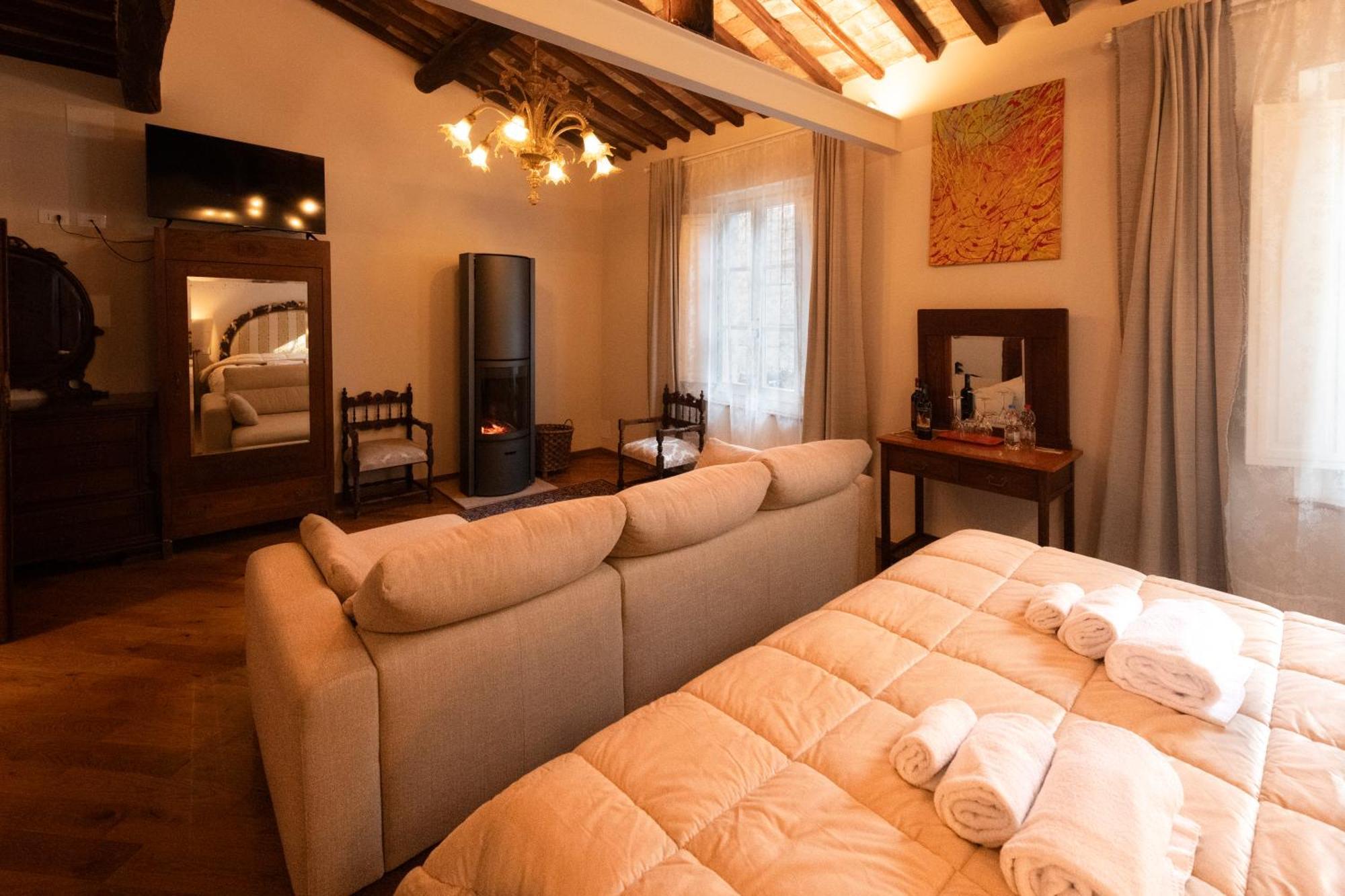 Il Palazzo Del Cardinale Bed & Breakfast Montalcino Luaran gambar