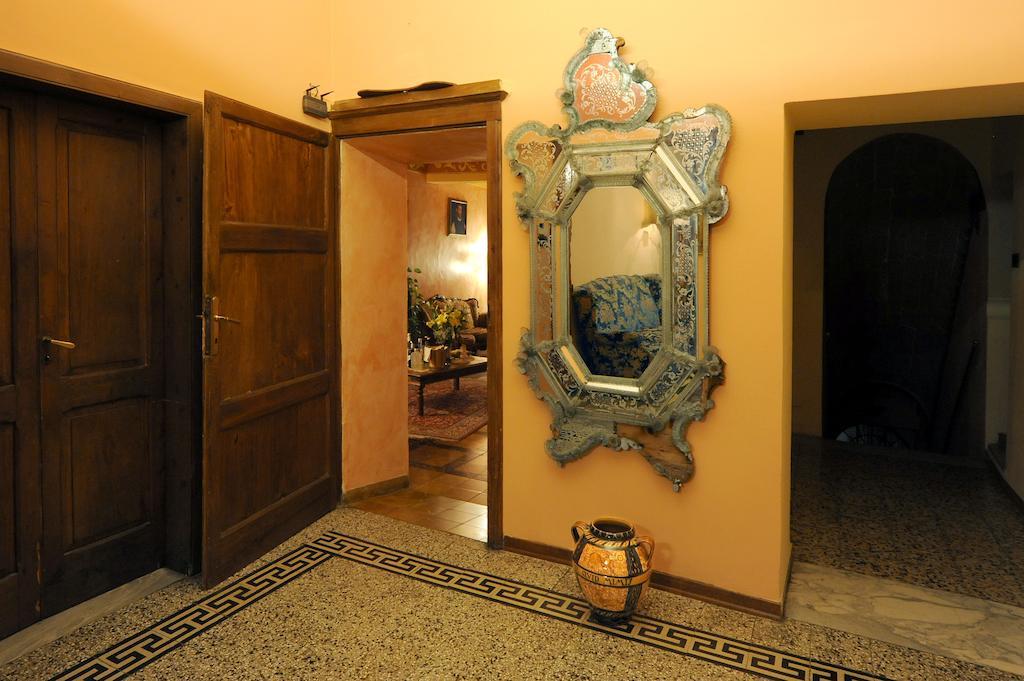 Il Palazzo Del Cardinale Bed & Breakfast Montalcino Luaran gambar